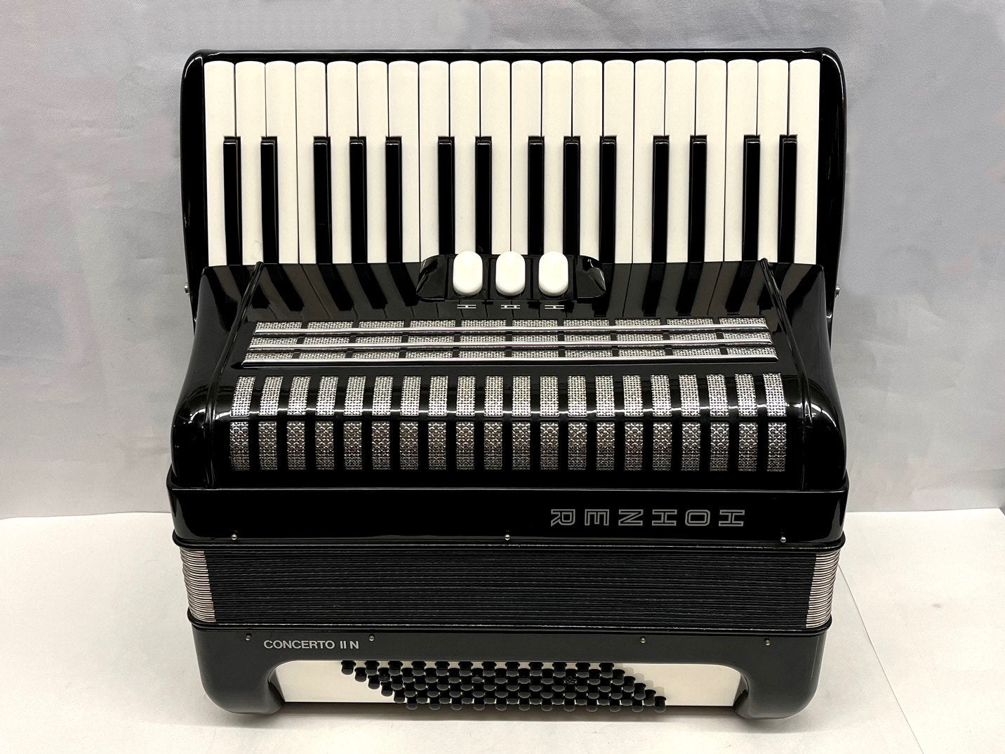 Hohner Concerto II N Piano Accordion MM 34 Key 72 Bass - Black