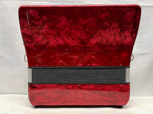 Load image into Gallery viewer, Hohner Concerto III S 72 Piano Accordion LMM 34 Keys 72 Bass - Red