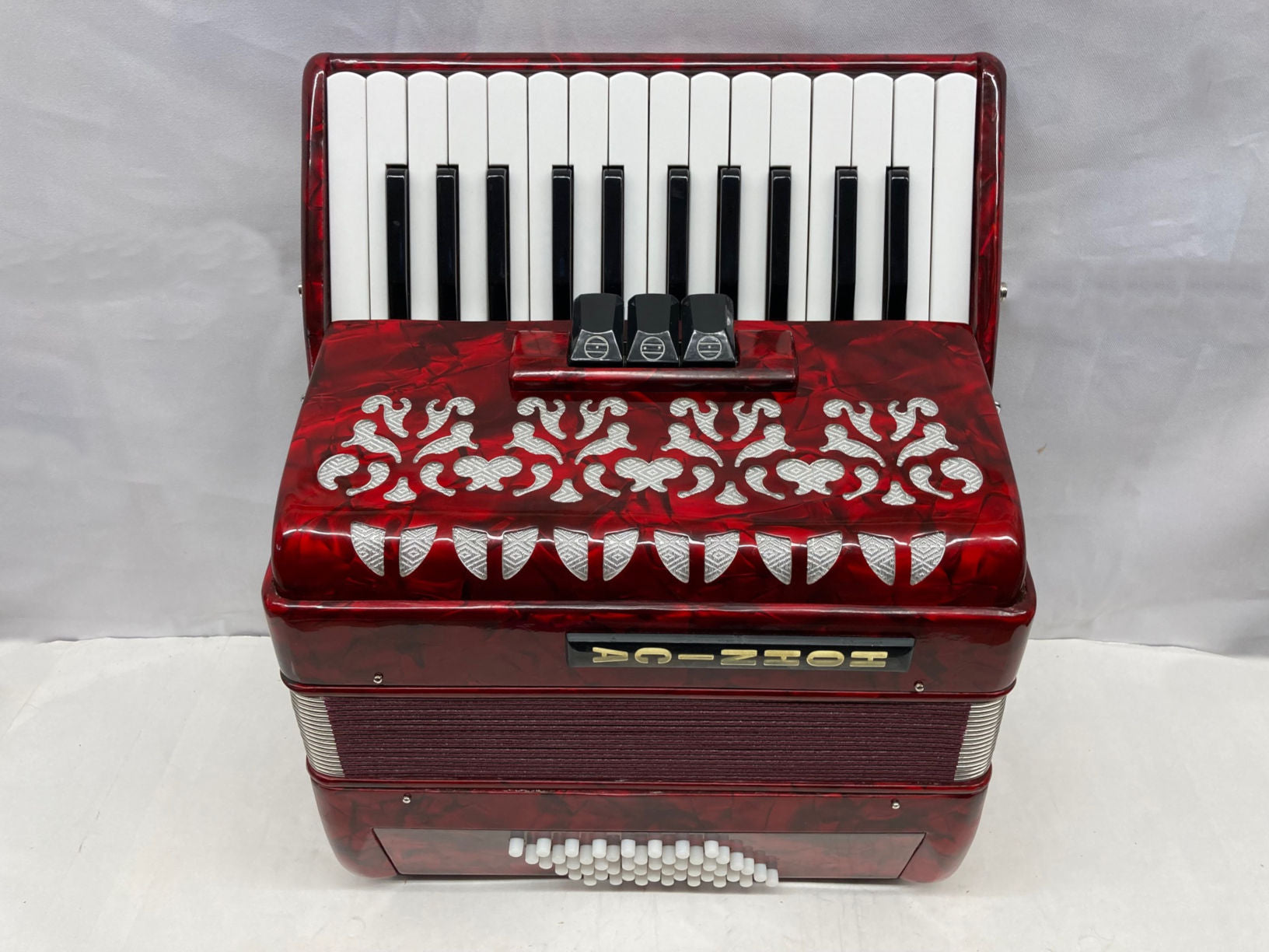 Hohner Hohnica Piano Accordion 26 Key 48 Bass - Red – Accordions