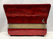 Load image into Gallery viewer, Hohner Verdi V Piano Accordion LMMM 41 Keys 120 Bass - Red