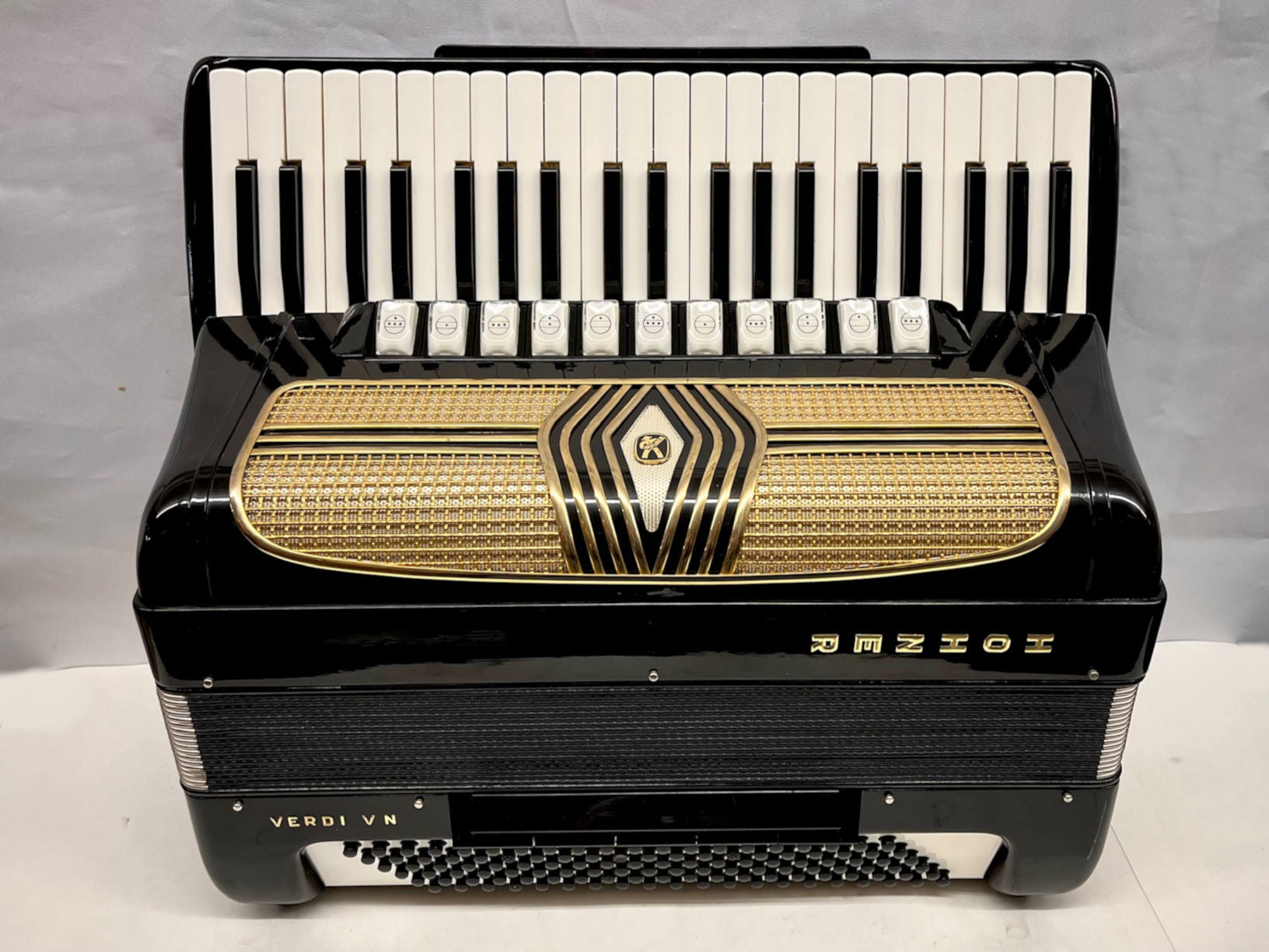 MADEIN GERMANY HOHNER VERD アコーディオン 37鍵 黒 4229 - Black