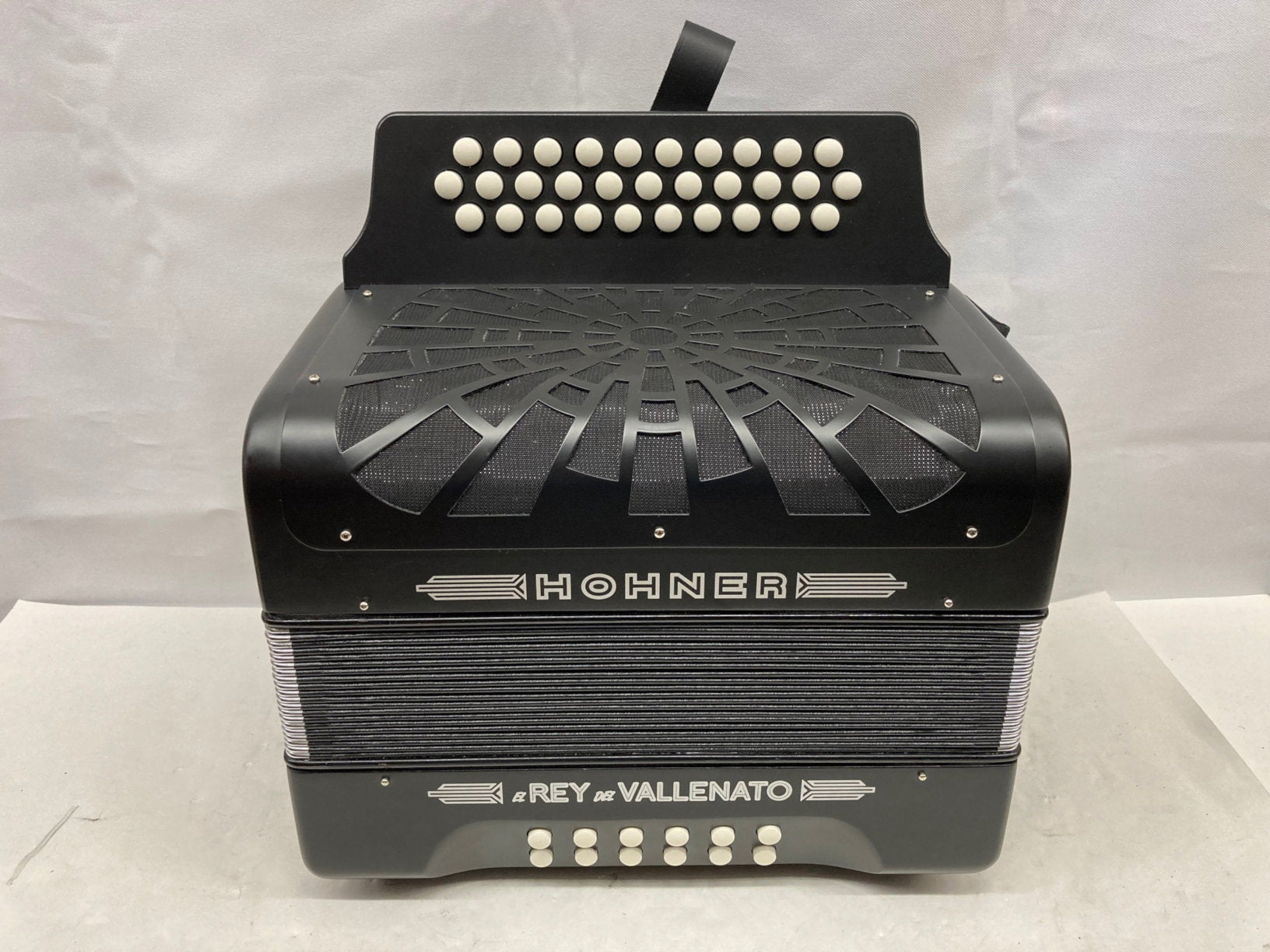 Hohner El Rey del Vallenato Diatonic Button Accordion ADG MMM 3 Row 8