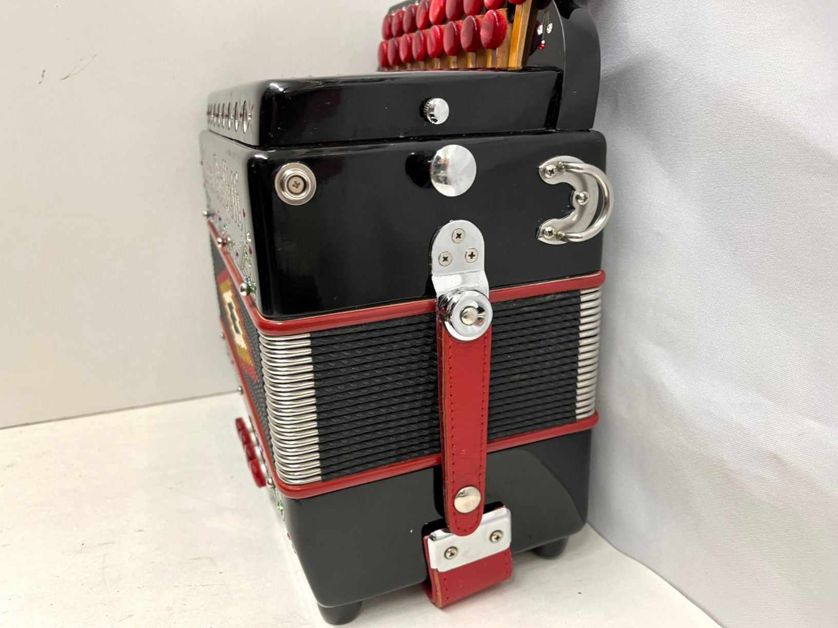 ボタン　アコーディオン dino baffetti Dino Baffetti accordion 楽器 アコーディオン