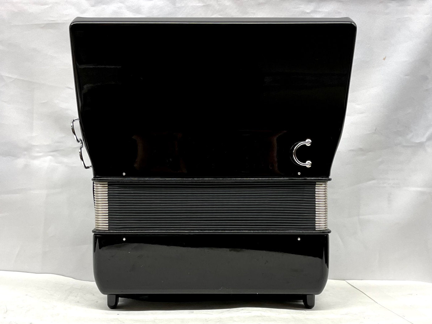 Hohner Amica II 48 Piano Accordion MM 26 Key 48 Bass - Black (Used
