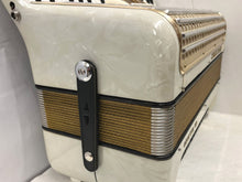 Load image into Gallery viewer, Hohner Arietta IM Piano Accordion MM 34 Keys 72 Bass - White

