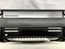 Load image into Gallery viewer, Hohner Bravo III 72 Piano Accordion LMM 34 Key 72 Bass - Black (Used)
