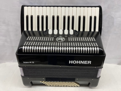 Hohner Bravo III 72 Piano Accordion LMM 34 Key 72 Bass - Black