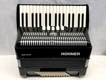 Load image into Gallery viewer, Hohner Bravo III 72 Piano Accordion LMM 34 Key 72 Bass - Black (Used)
