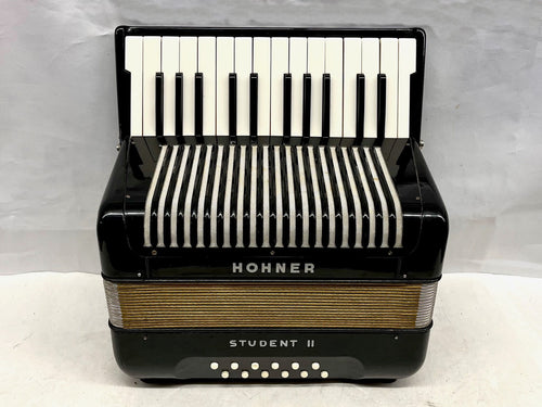 Hohner Student II Piano Accordion MM 26 Key 12 Bass - Black