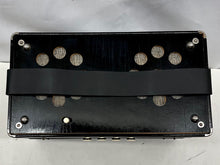 Load image into Gallery viewer, Hohner Vienna Diatonic Button Accordion C (Do) 1 Row 4 Bass - Black and Gold
