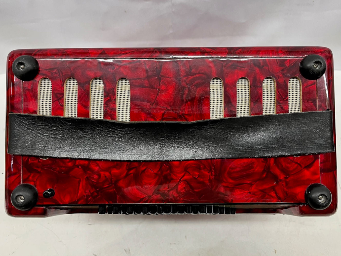 Weltmeister Stella Piano Accordion MM 26 Key 48 Bass - Red