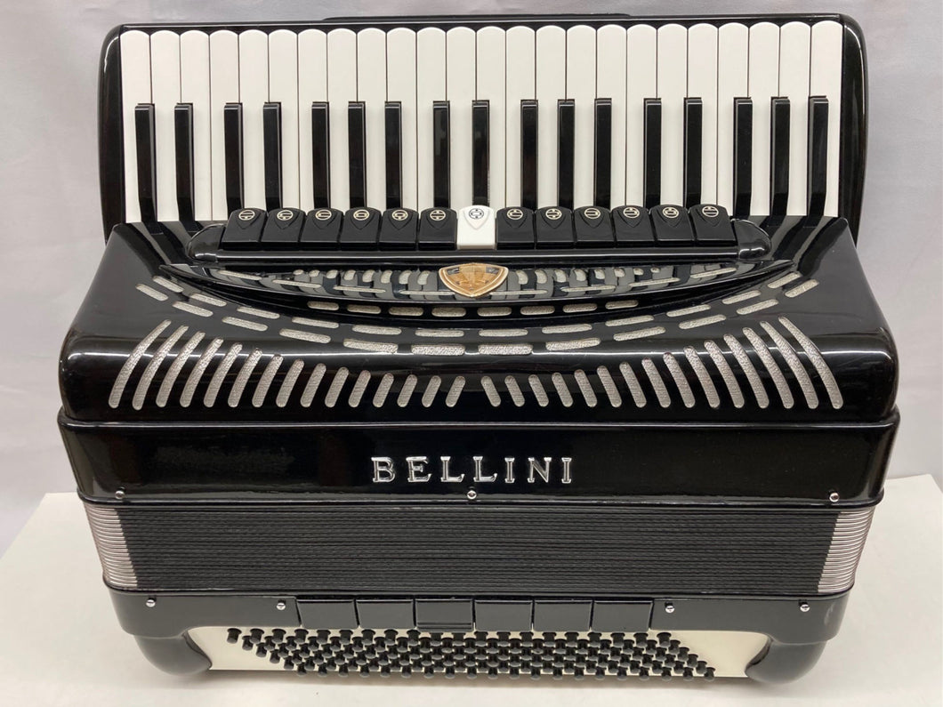 Bellini Piano Accordion LMMH 41 Key 120 Bass